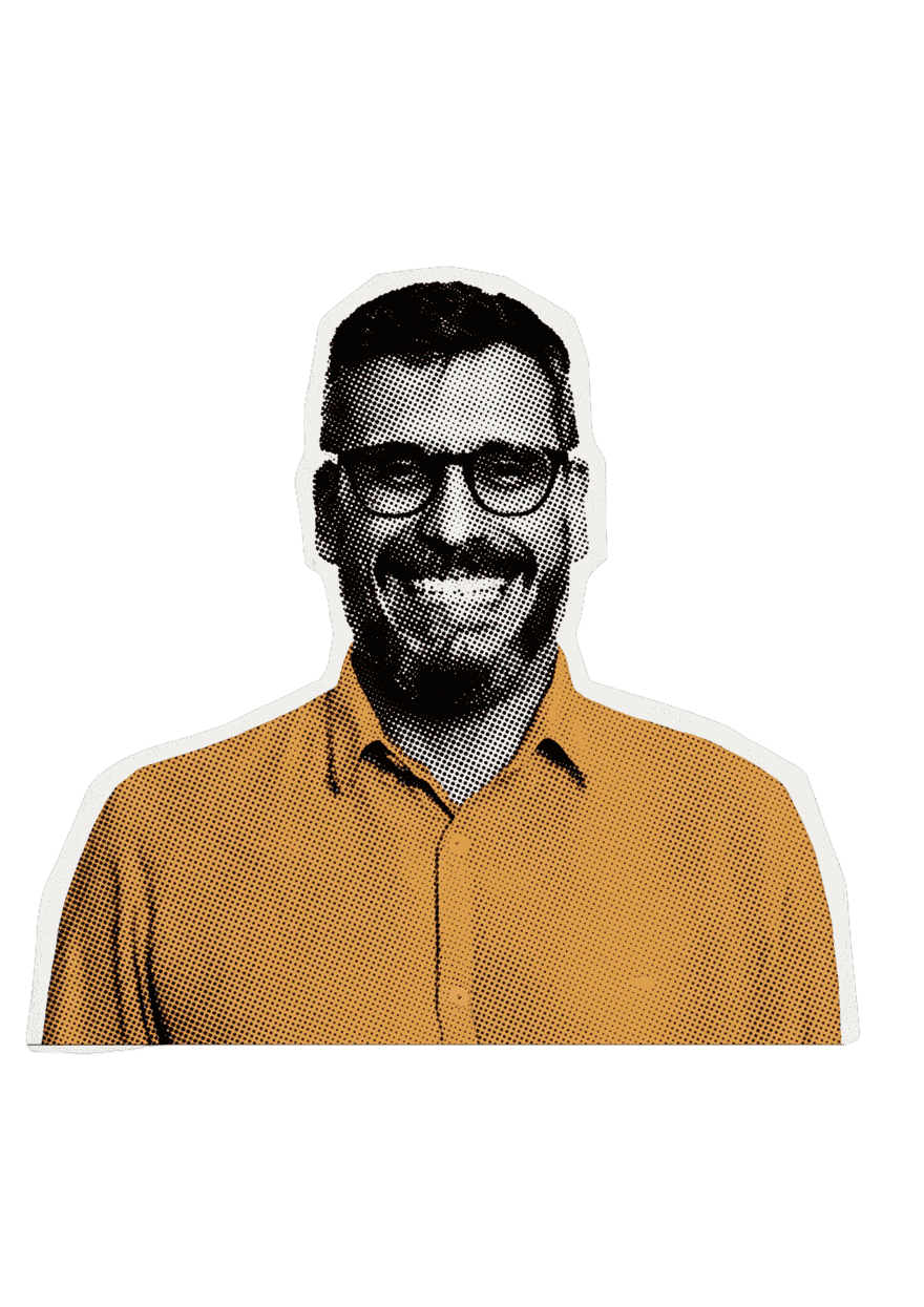 Renato Pellizzari, camisa amarela, sorrindo